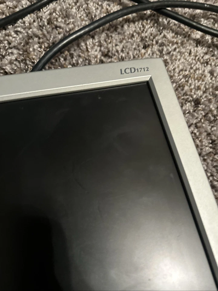 NEC LCD1712 17" monitor with Cord In Pictures Free Shipping - Image 3 of 4