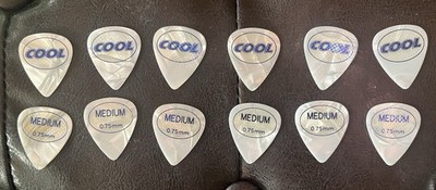 Cool Picks Cool Cell Rubberized Accu-Grip .75 Guitar Picks - Pak of 12