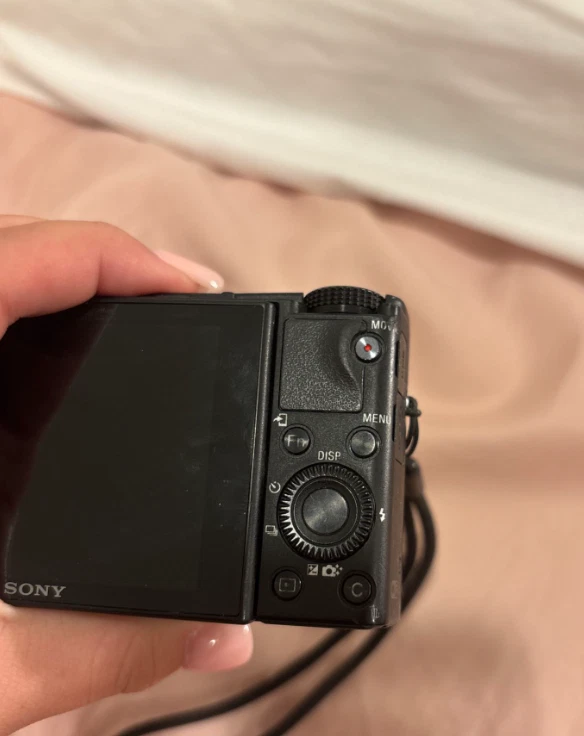 Sony Cyber-shot DSC-RX100III Digital Cameras for Sale | Shop New