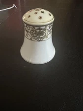 Noritake Christmas Ball 175 Bell Shape Salt or Pepper Shaker 16034 Replacement