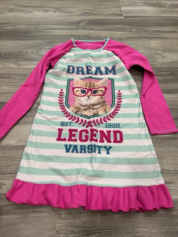 Girls sleep gown from Walmart size xl runs small tho long sleeve