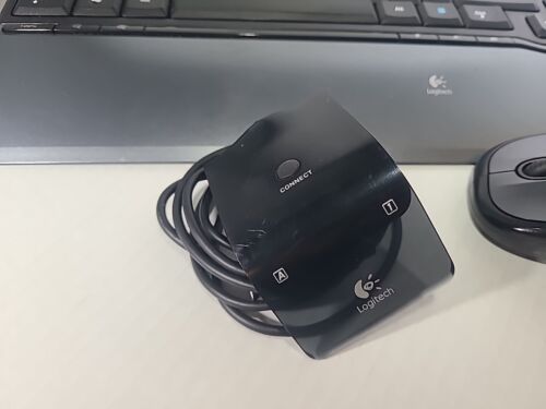 Logitech Lot - S520 Wireless Keyboard And M510 Mouse W/ Wireless Connect Module - Picture 3 of 9