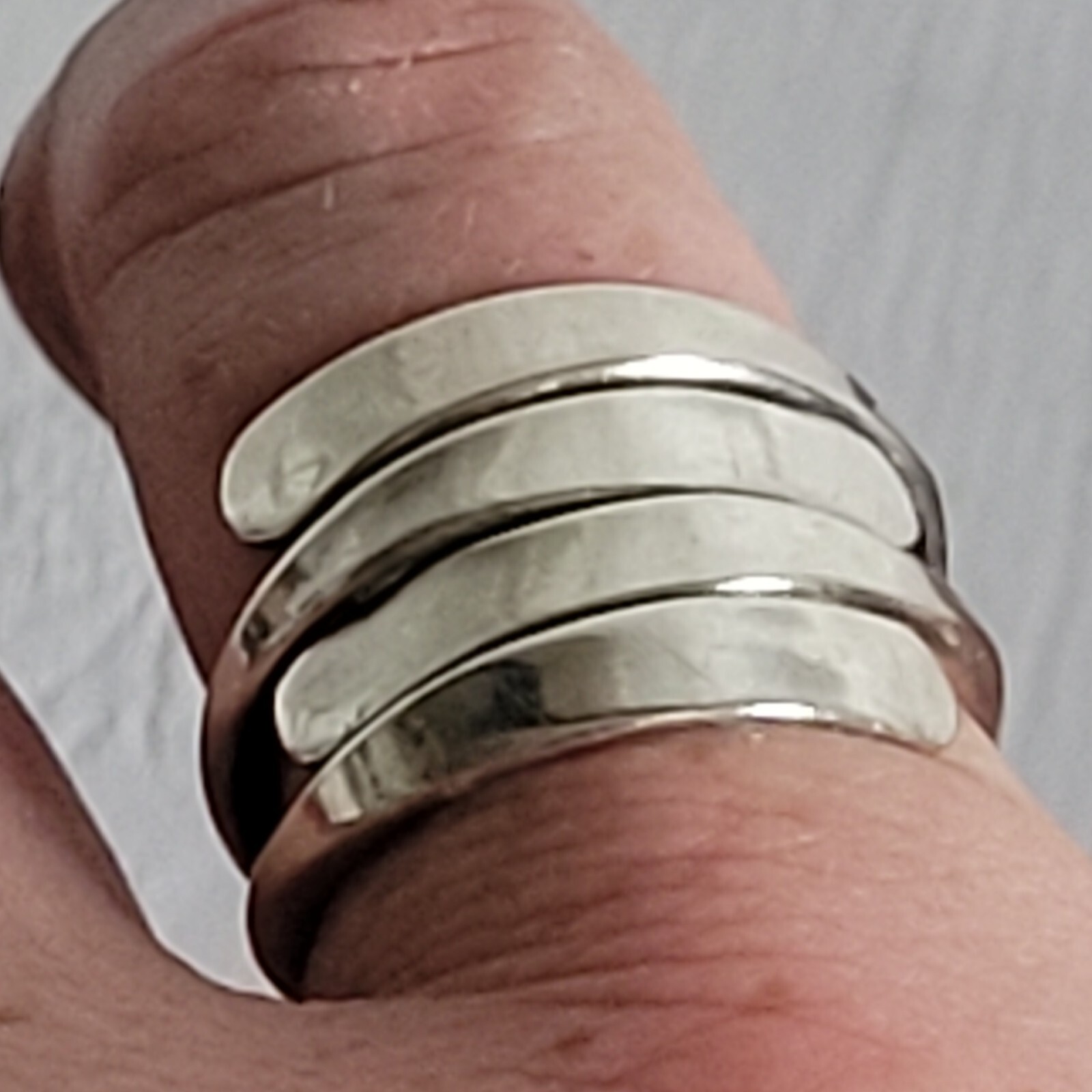 09K5 NICE SOLID SILVER MULTI RING 7.03g SIZE 58 9… - image 1