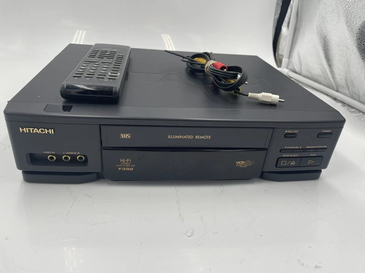 Hitachi VCR VHS Player Recorder w/ Original Remote VHS Rewinder