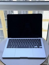 Apple MacBook Air 13.6