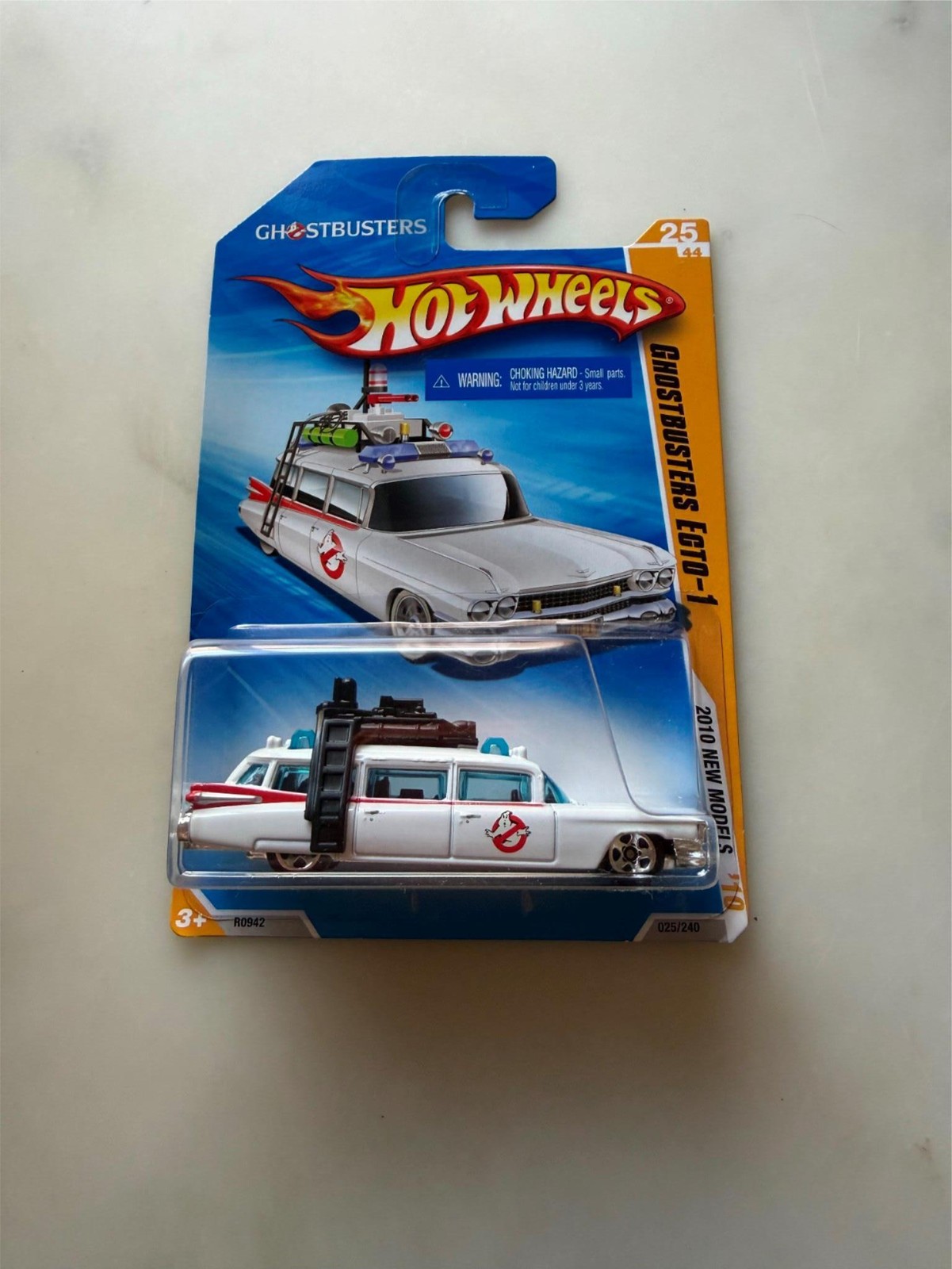 Hot Wheels 2010 New Models GHOSTBUSTERS ECTO-1 F52