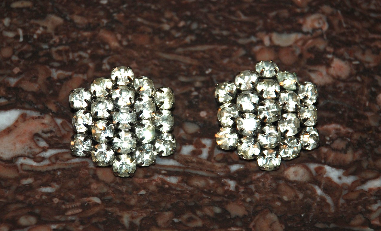 1950's Classy Statement Clear Rhinestone Round Ea… - image 13