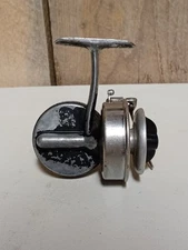 Vintage Bache Brown Mastereel Model 3 Half-Bail Fishing Reel Airex Lionel Corp.