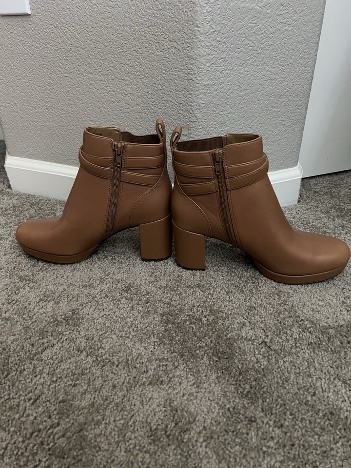 Purchasing Platforms NWT Vionic Nella Platform boots size 8! | eBay