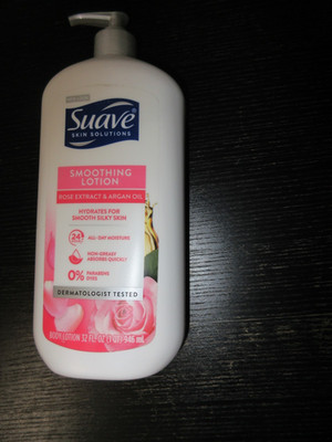 SUAVE Skin Solutions Smooth Body Lotion Rose extract Argan oil pump 32 Fl Oz NEW
