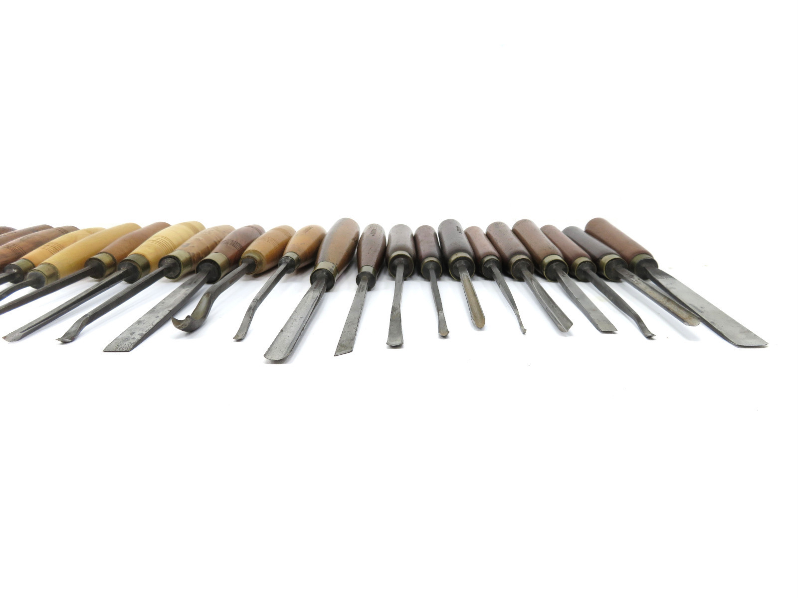 Collection Of 22 Addis & Herring Carving Chisels. 