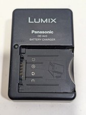 Panasonic Lumix OEM DE-A43 Charger for DMC-FZ30 DMC-FZ35 DMC-FZ38 DMC-FZ50