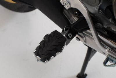 BMW F 900 R ABS 2020-2023 SW Motech Evolution Footrest
