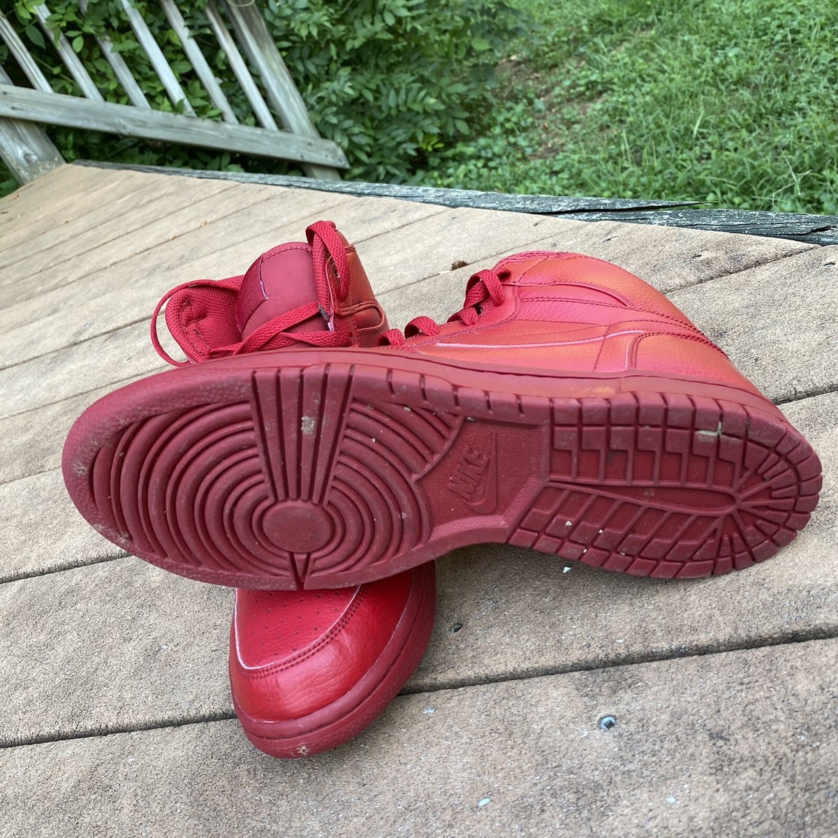 NIKE Big High Gym Red 336608-660 US Men 9.5 / Red Leather  display picture 3