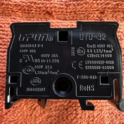 UTD-32 - 16 AWG Modular Terminal Block, Din Rail Mount, 660V, 40A, Qty.24