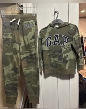 Gap kids camo hoodie jogger set size M