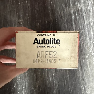Full Unopened Box 10 NOS Motorcraft Autolite AGRF52 Spark Plugs 1974 1975