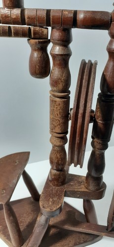 Vintage 13.5" Functional Wooden Handmade Spinning Wheel With Working Motion - Picture 12 of 14