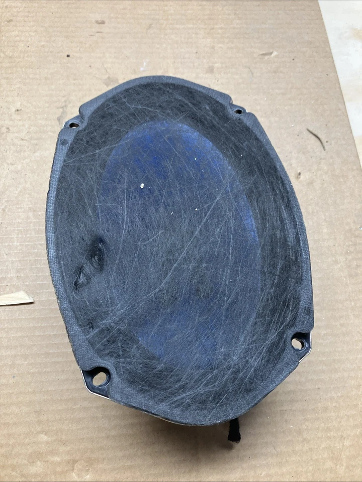 Altavoz de audio para puerta derecha o izquierda Chrysler Pacifica 2017-2025 OEM 05064358AB Foto 3 de 3