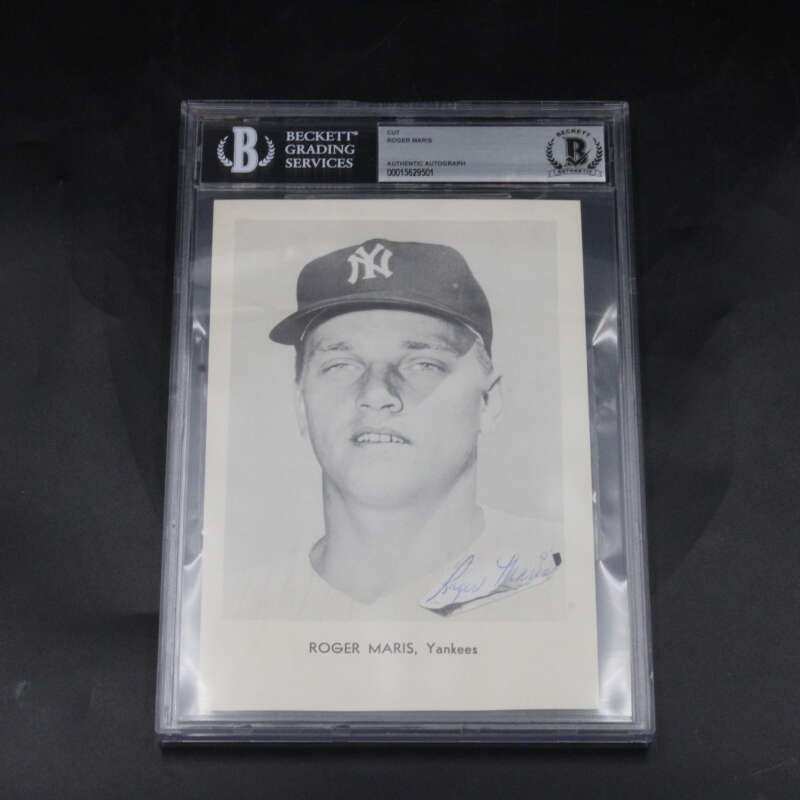 Roger Maris Autographed Signed Cut New York Yankees Auto Beckett BAS D13708 