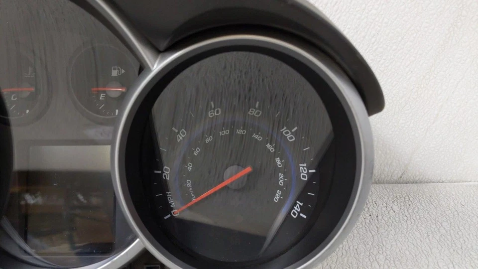 2013-2014 Chevrolet Cruze спидометр приборной панели датчики 95129378 BO2B7 - Изображение 4 из 4