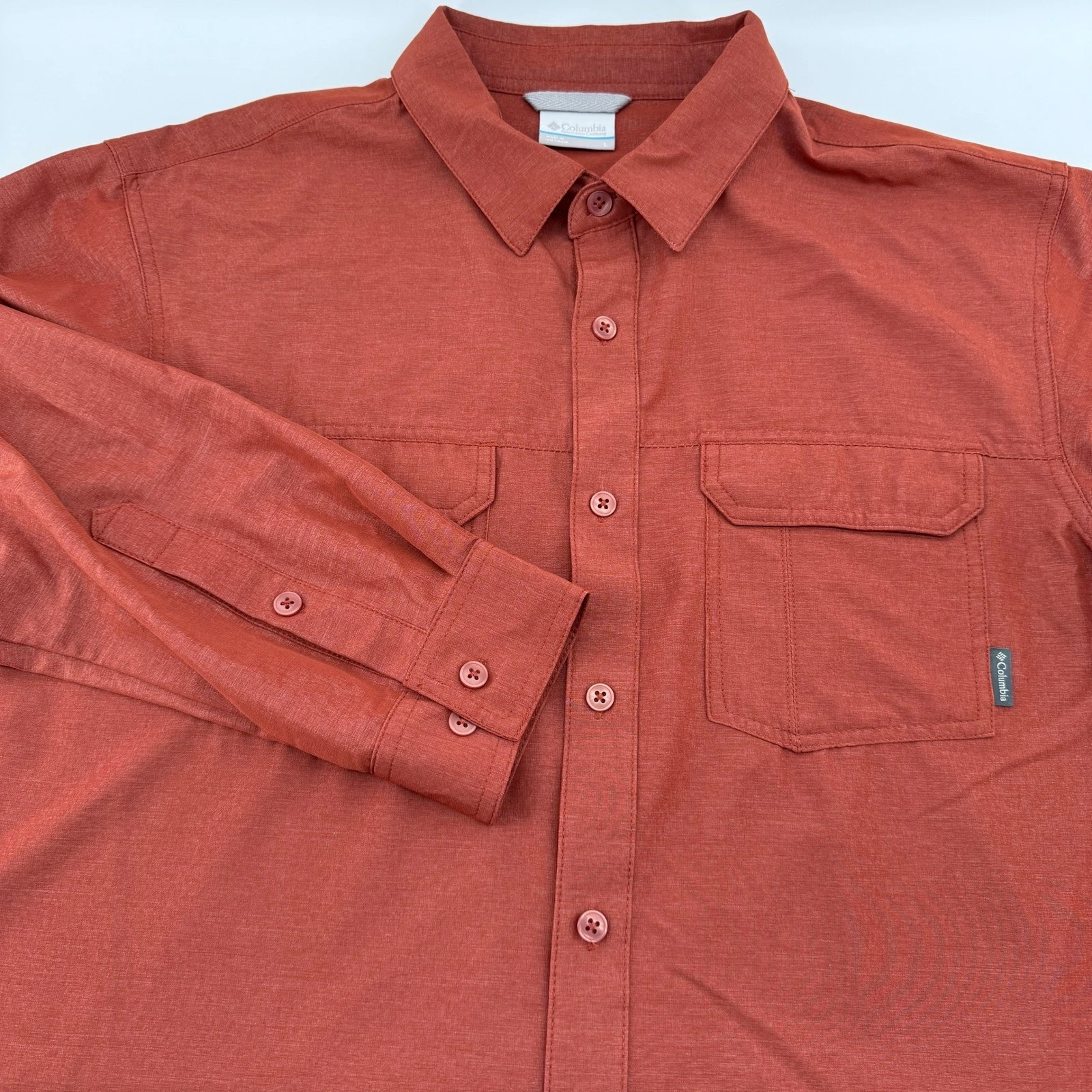 Columbia Omni Wick Button Up Shirt Men's Size L Long Sleeve Red Outdoor Hiking