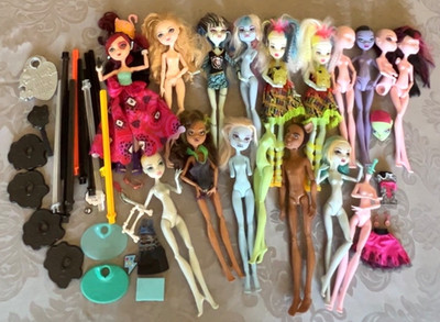 Monster High Ever After High Lot Of Assorted Dolls Accessories Parts As Is READ
