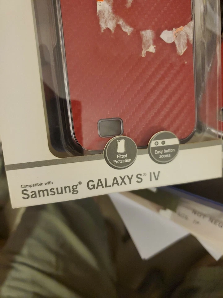 QTY TWO CASE LOGIC DURABLE PROTECTIVE CASES FOR SAMSUNG GALAXY S4 BOTH ARE RED - Image 3 of 4