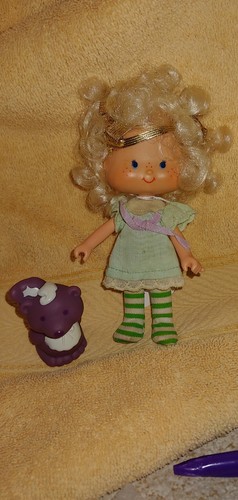 Vintage Strawberry Shortcake 5" ANGLE CAKE & SOUFFLE SKUNK