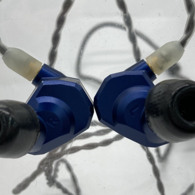 Campfire Audio Mammoth CAM-5584 Triple Hybrid Drivers IEM