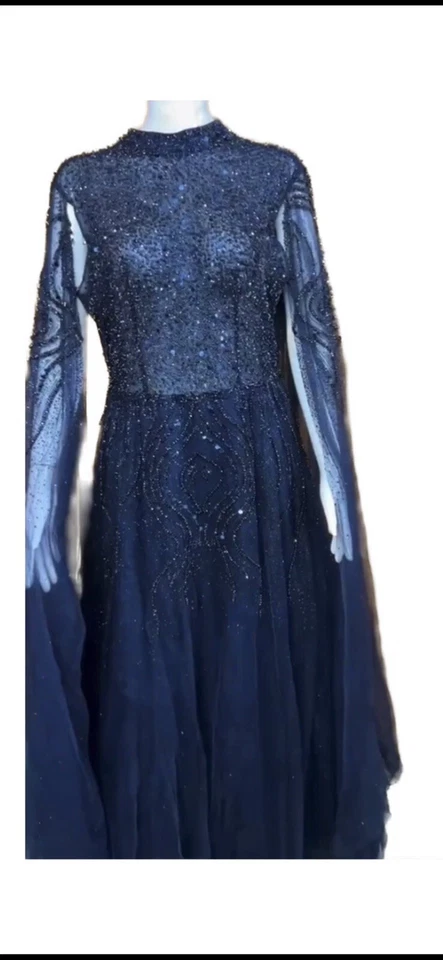 dress - Image 4 of 4