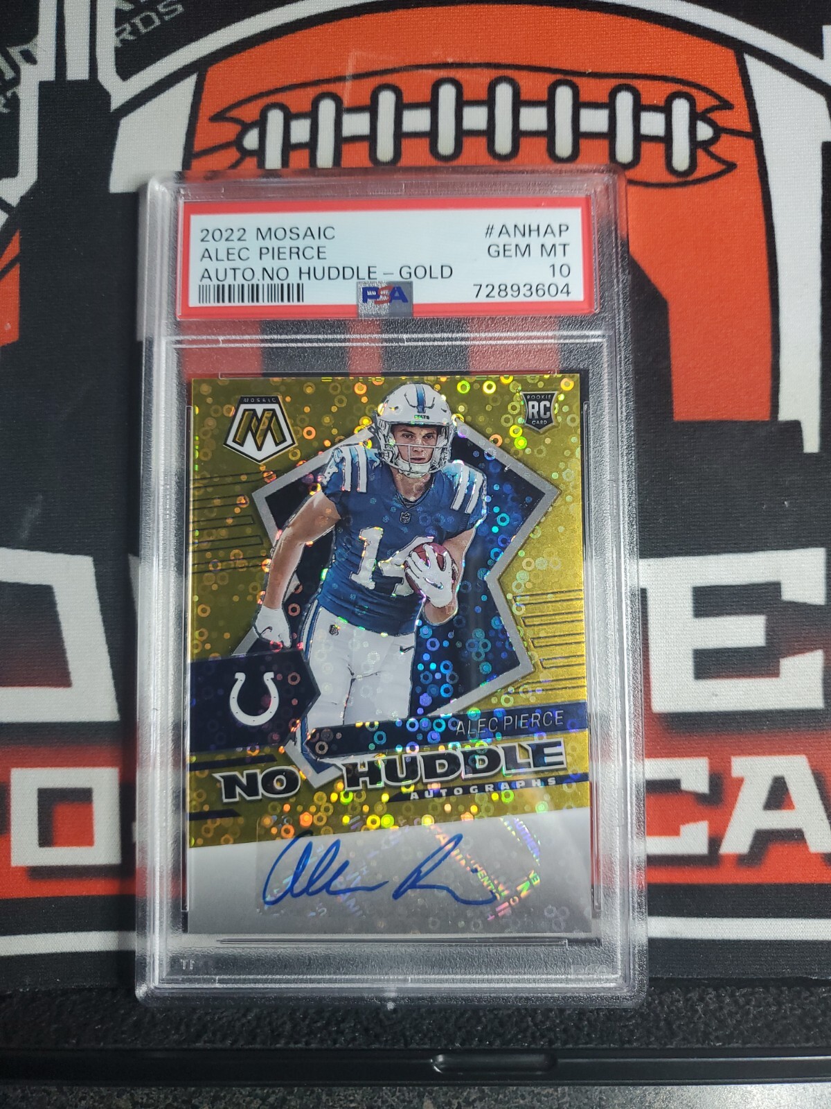 Alec Pierce Panini Mosaic Autographs No Huddle #ANHAP Gold