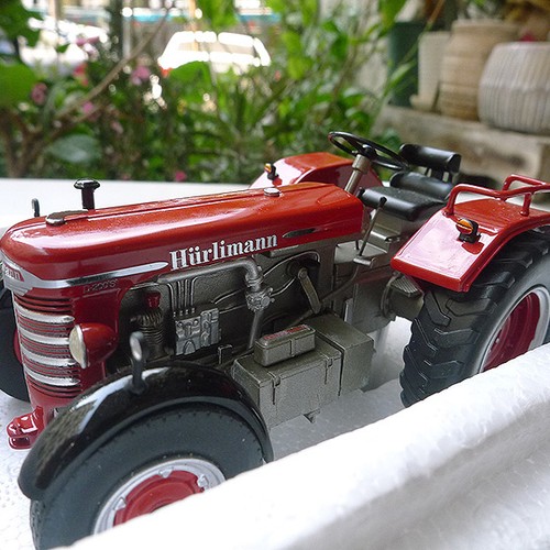 1:32 SCHUCO Hurlimann D 200 S. rot Tractor Farm agricultural Machine Resin Model - Picture 22 of 23