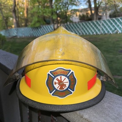 Vintage Cairns & Brother N660C Fireman Fire Helmet Lexan  Shield~palisades NY