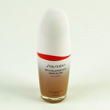Shiseido Revitalessence Skin Glow SPF30 Found...
