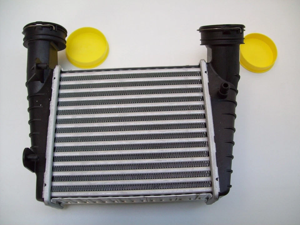 Radiador intercooler original VW Passat 3B0145805D 1997-2005 Foto 3 de 4