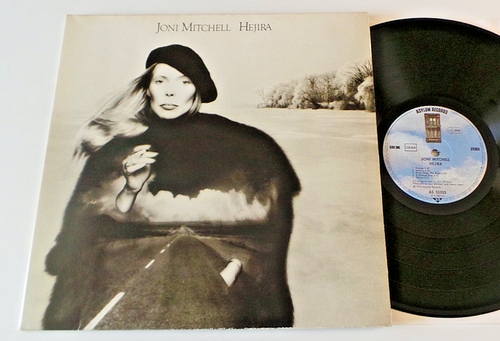 Joni Mitchell – Hejira (LP D 1979 RI Asylum FoC VG+/VG+)
