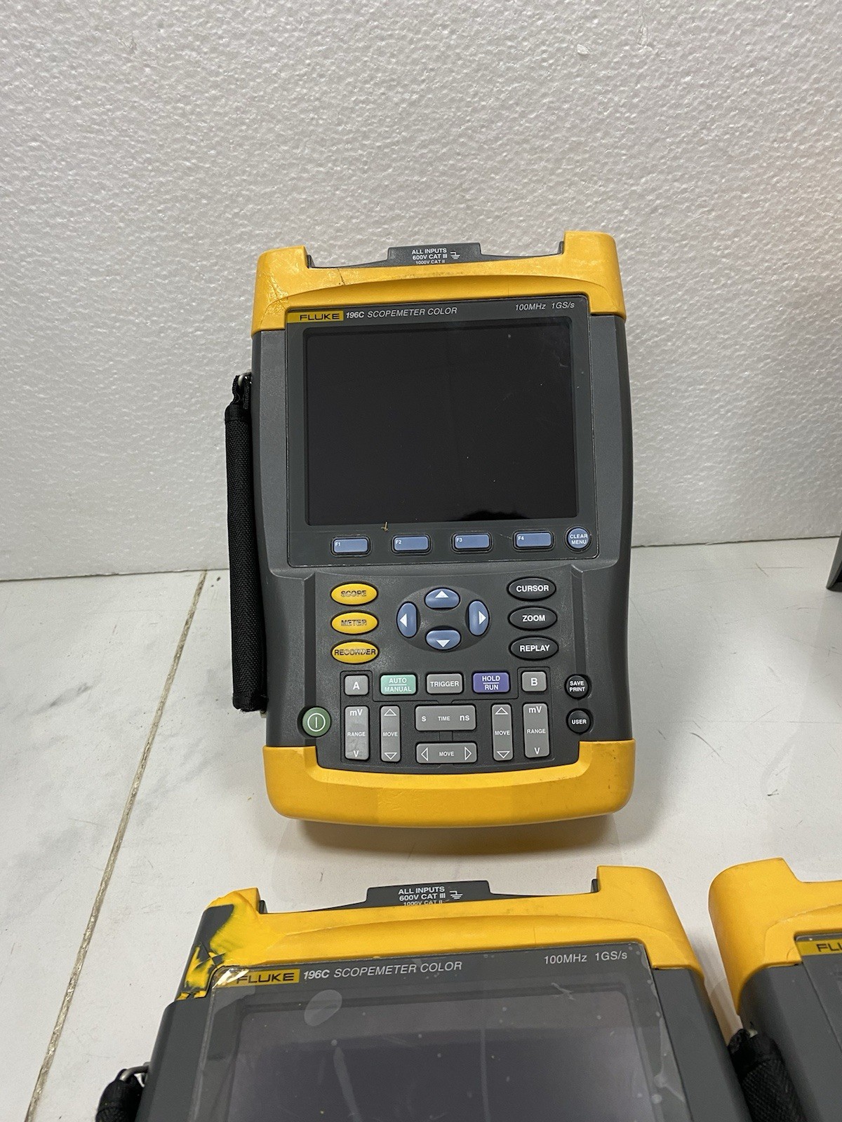 플루크 196C 디지털 오실로스코프 스코프미터 컬러 휴대용 1GS/s 100MHz 2