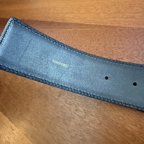 Cinturón de cuero liso Tom Ford para hombre negro 90/36 - Imagen 5 de 17