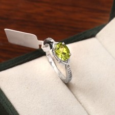Peridot Ring for Women Sterling Silver Oval Cut Green Gemstone Birthstone Gift