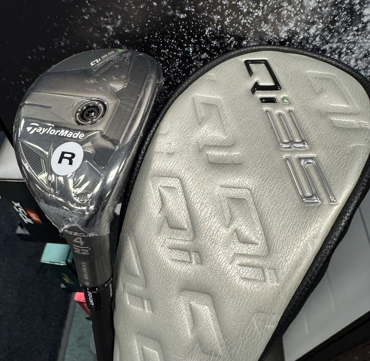 Taylormade Qi35 Rescue Hybrid 22* 4H Fujikura Ventus Blue 6  display picture 1