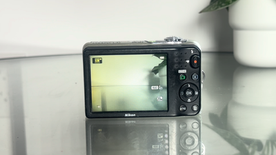 Nikon Coolpix L32 Digital Camera - Silver | eBay