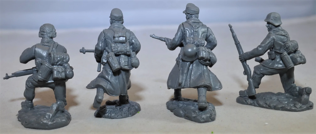 Toy Soldiers of San Diego TSSD WWII German Infantry Add On 4 Piece