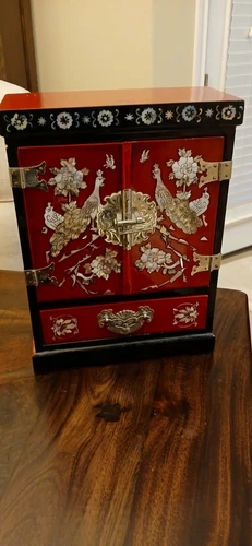 Red Chinoiserie Lacquer Mother of Pearl Peacocks Jewelry Chest
