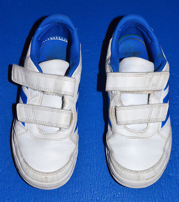 Kinder Sportschuhe von Adidas, Größe 30