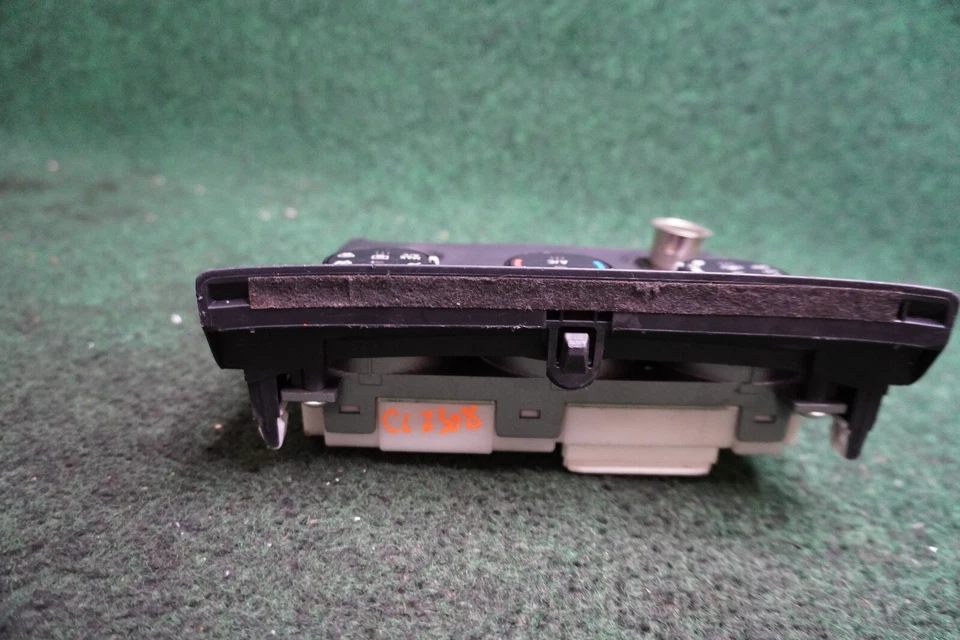 Controle CA 2012 NISSAN ROGUE FABRICANTE DE EQUIPAMENTO ORIGINAL 275001VL0C - Imagem 3 de 4