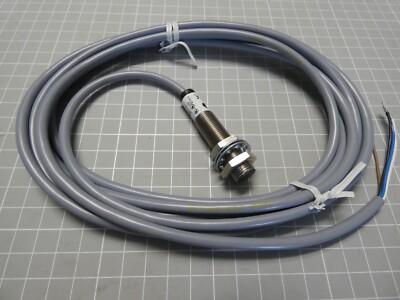 1 x Balluff Induktiver Näherungsschalter BES 516-113-B0-C