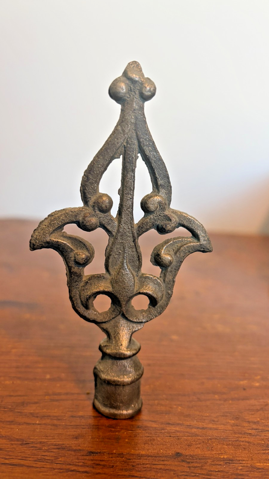 Antique Vintage Cast Iron Victorian Art Nouveau 4 3/4