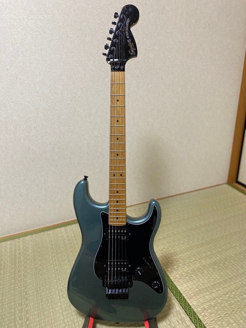 Squier Stratocaster electric guitar Safe packing!