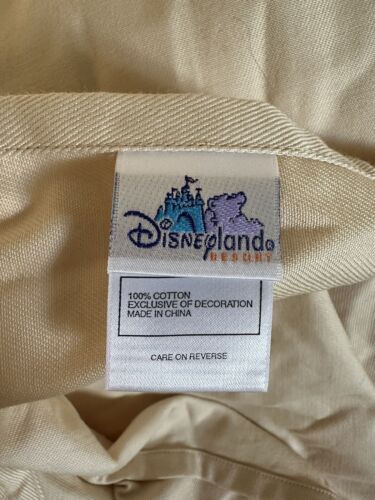 Disney Disneyland Walt Disney Resort Apron Grumpy Snow White Embroidered NWOT - Picture 4 of 4